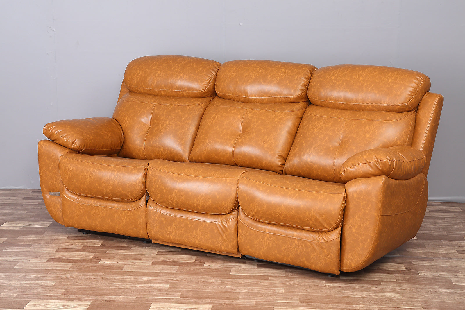 Tokyo 3 Seater
