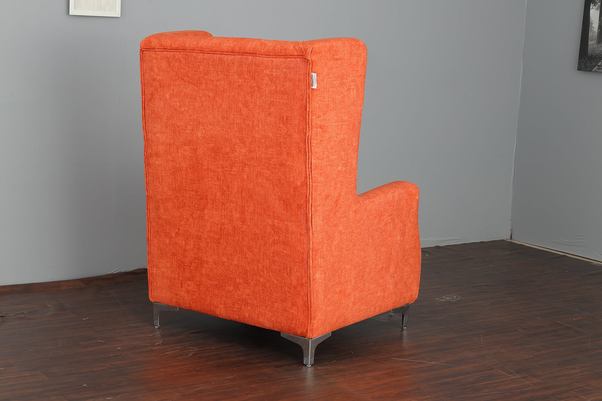 Chester Button Accent Chair