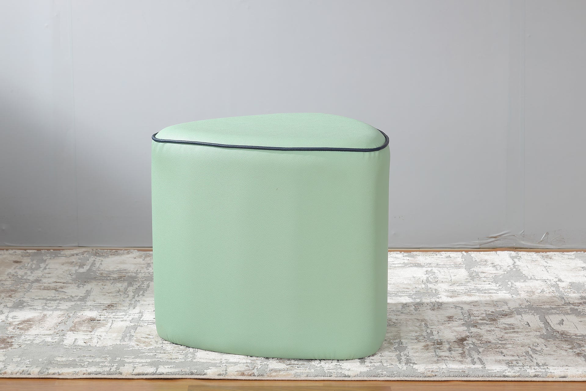 Oval Pouf With Piping
