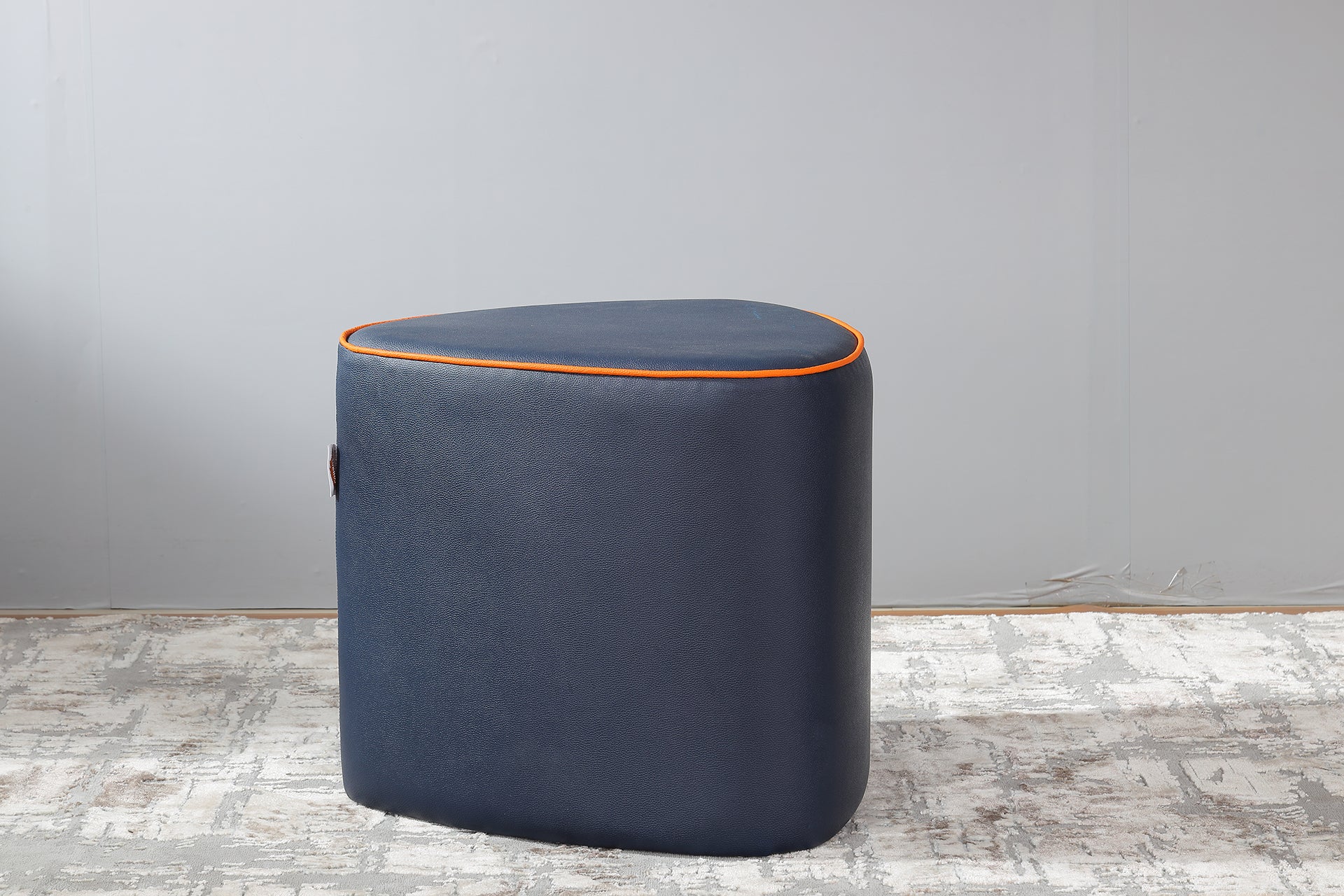 Oval Pouf With Piping