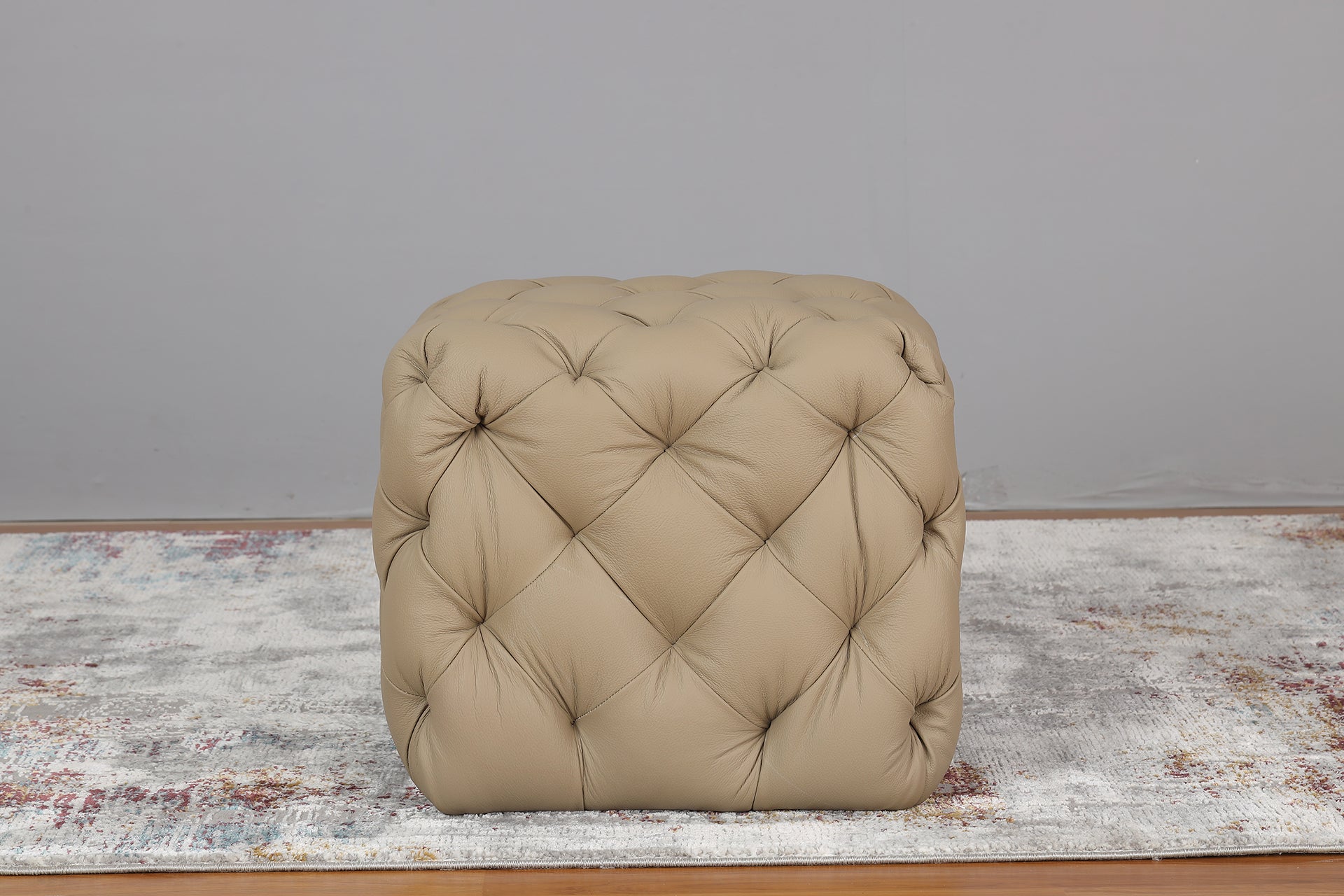 Chester Pouf With Italian Leather