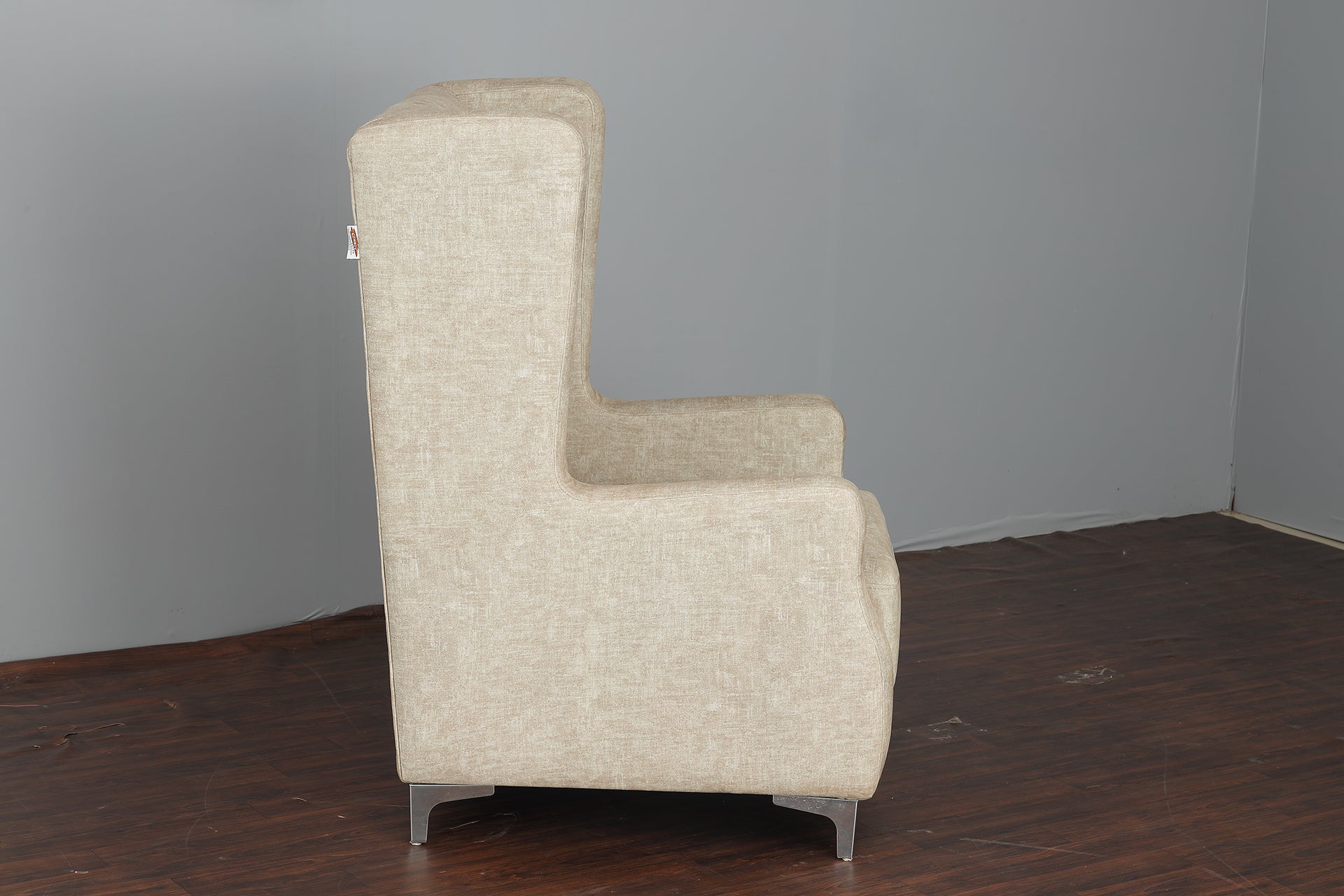 Chester Button Accent Chair