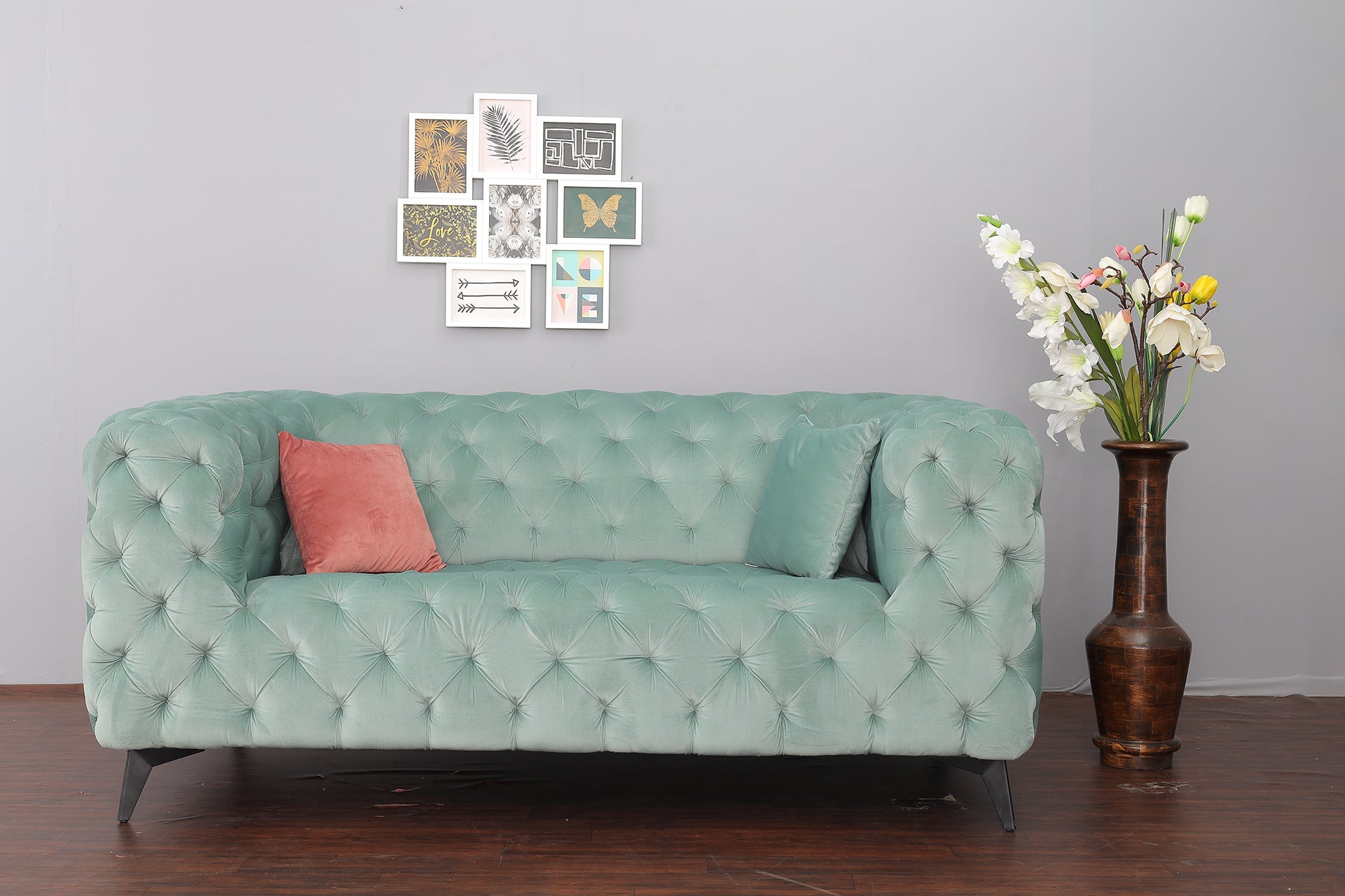 2 S Full Tuft Block Chester Sofa